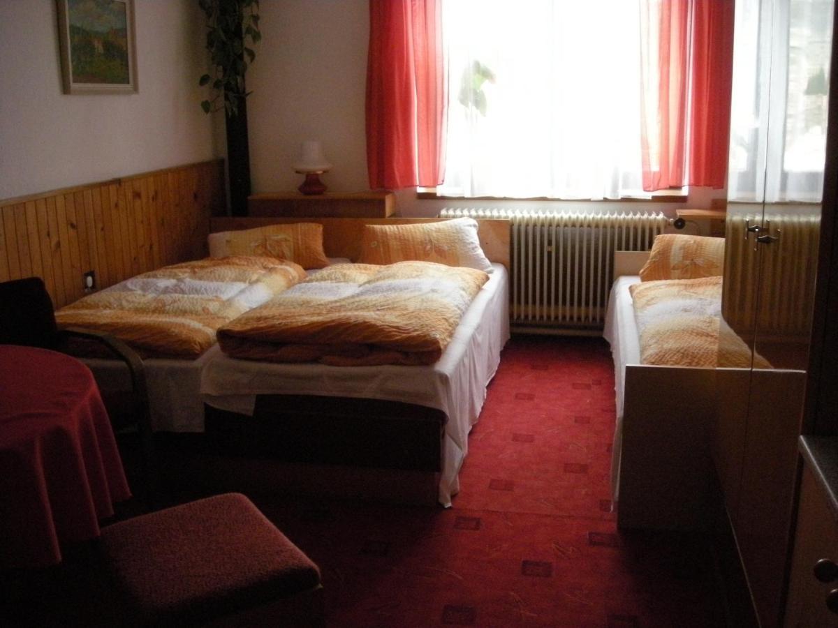 Penzion Nevcehle Urbanov Quarto foto